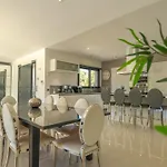 Les Arbousiers - Piscine Chauffee Securisee - 210m2 - 4 Daire