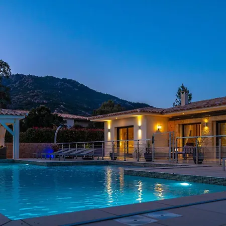 Les Arbousiers - Piscine Chauffée Sécurisée - 210m2 - 4 Appartement